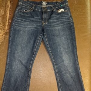 Ladies Old Navy Flirt Jeans Size 4